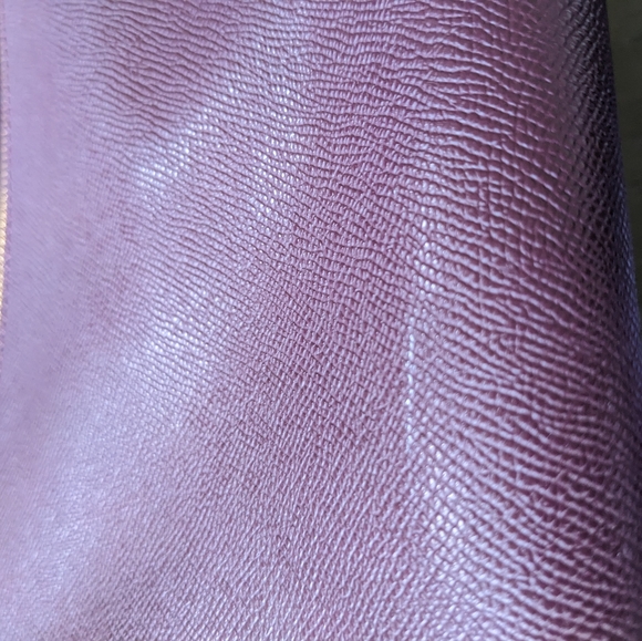 Maroon Coach Tote Purse Lightly Used - Picture 7 of 7